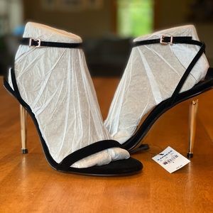 Express Black Velvet Gold Stiletto high heel new with tags